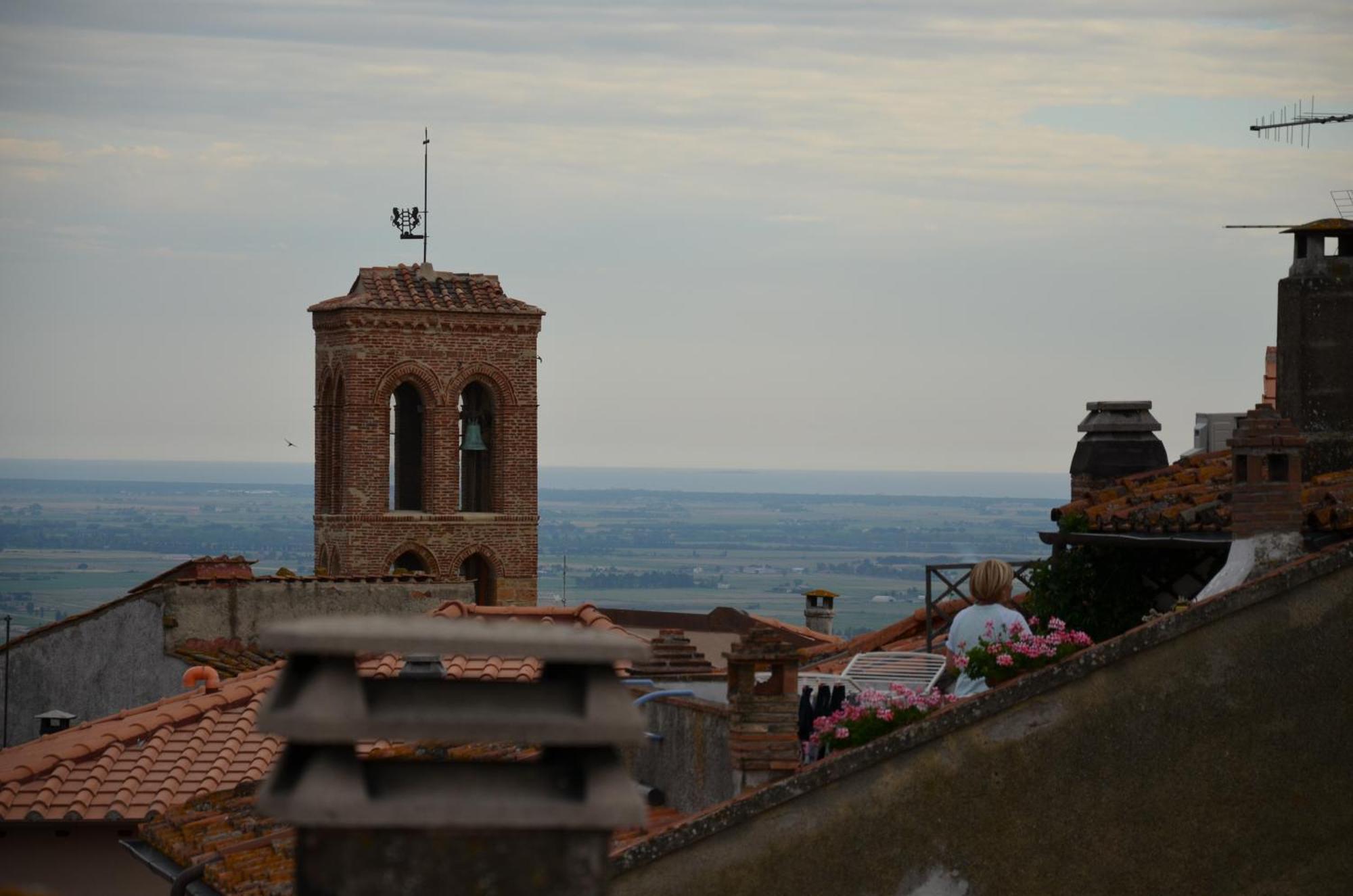 La Divina Dimora Il Castello Degli Spiriti Magni Apartment Montepescali Room photo