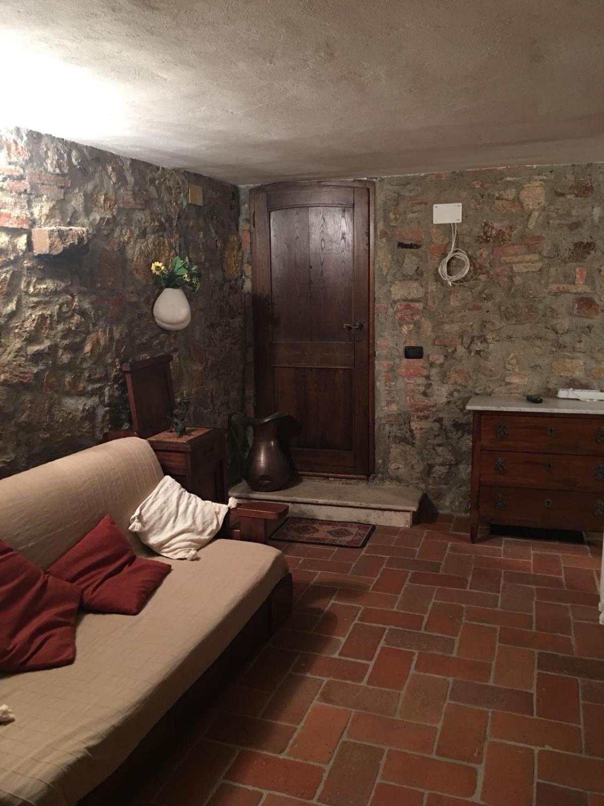 La Divina Dimora Il Castello Degli Spiriti Magni Apartment Montepescali Exterior photo